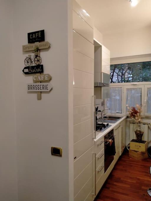 Appartamento A Roma Ristrutturato Exteriör bild